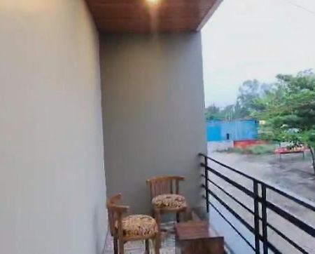 Bombay Darbar Hotel Simrol Exterior foto